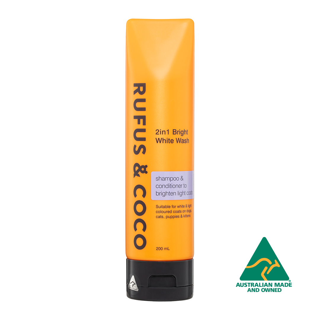 Dog Grooming Rufus And Coco Shampoo In Bright White Wash Rufus