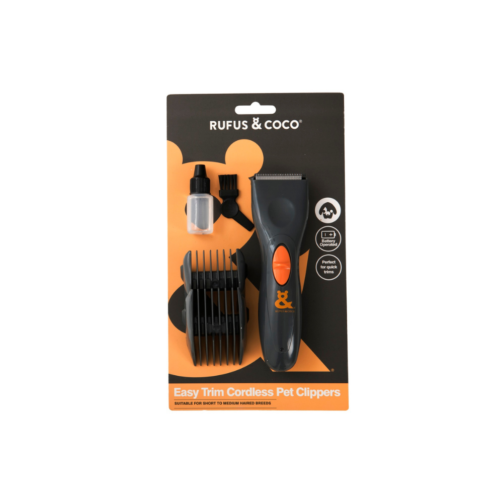 Battery operated cordless, lightweight clippers for dogs and cats. Perfect for a quick touch up trims on ears, face and paws. The cordless design means you have ease of movement to help you manoeuvre around your dog or cat. 3mm, 6mm, 9mm and 12mm comb lengths included, as well as cleaning brushes and oil.
